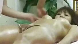 Grande e tatuaggio m ...