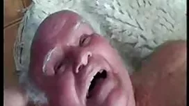 Giovane troie mogli  ...